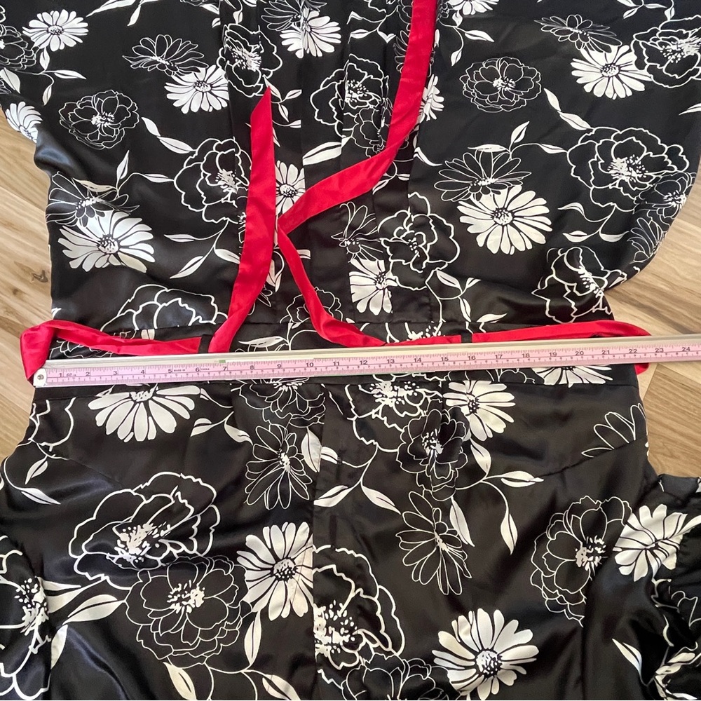 NEW Signature by Robbie Bee Dress Black White Floral Red Trim Plus Size … - Picture 4 of 12